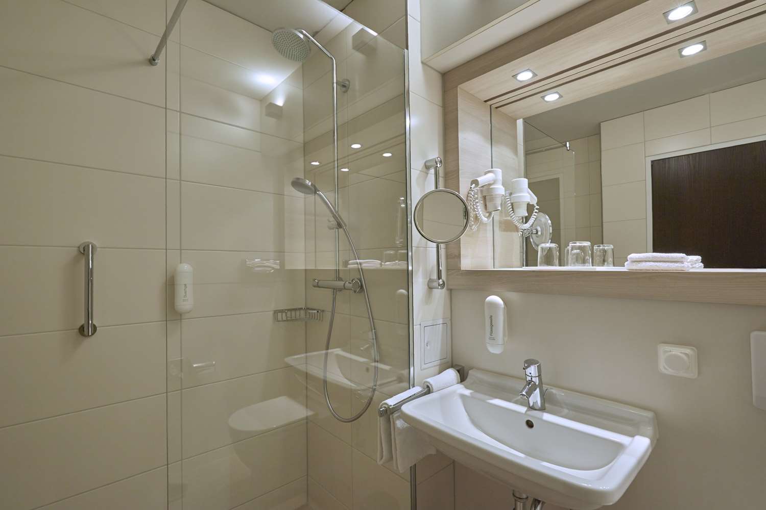 H+ HOTEL BAD SODEN 32/32
