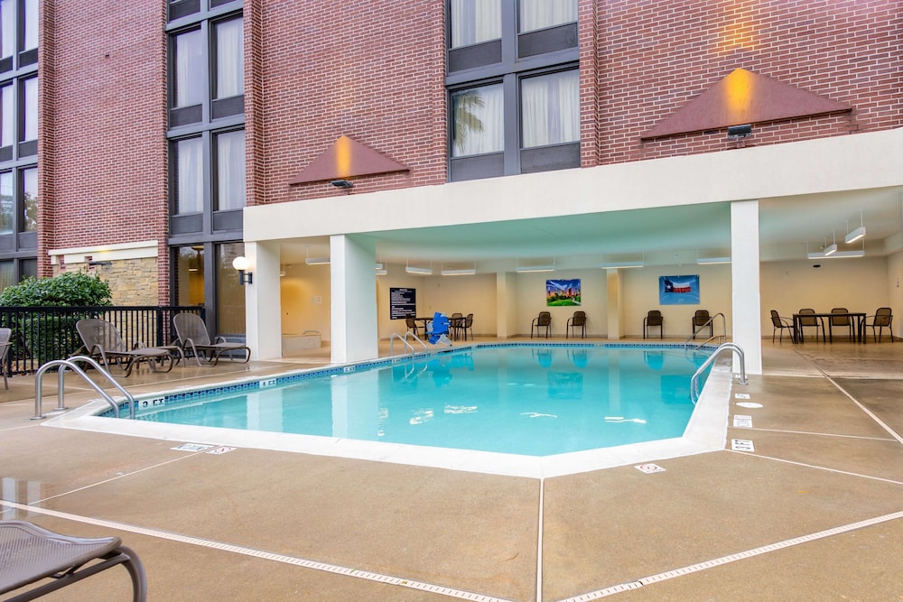 Drury Inn & Suites Near the Galleria Houston 28/49