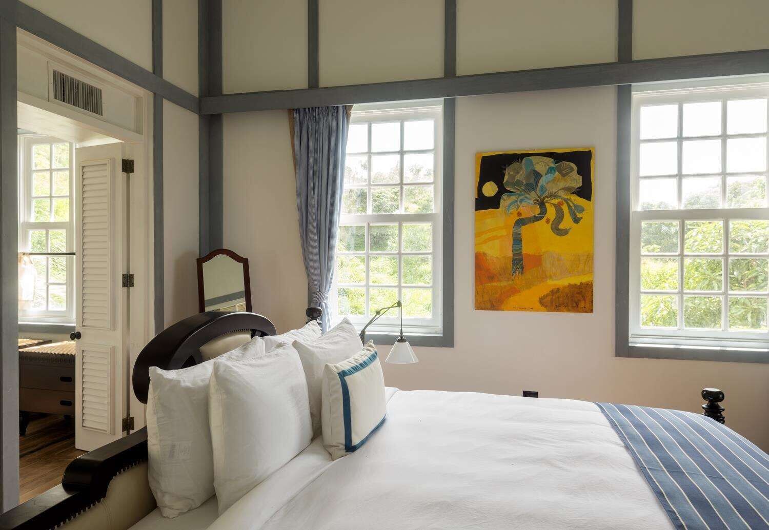 Luxury, Cottage, 4 King Beds, Private Infinity Pool