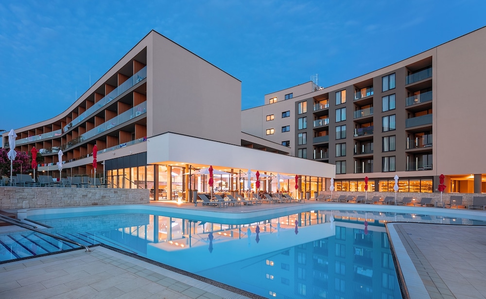 Garden Suites Park Plava Laguna 40/44