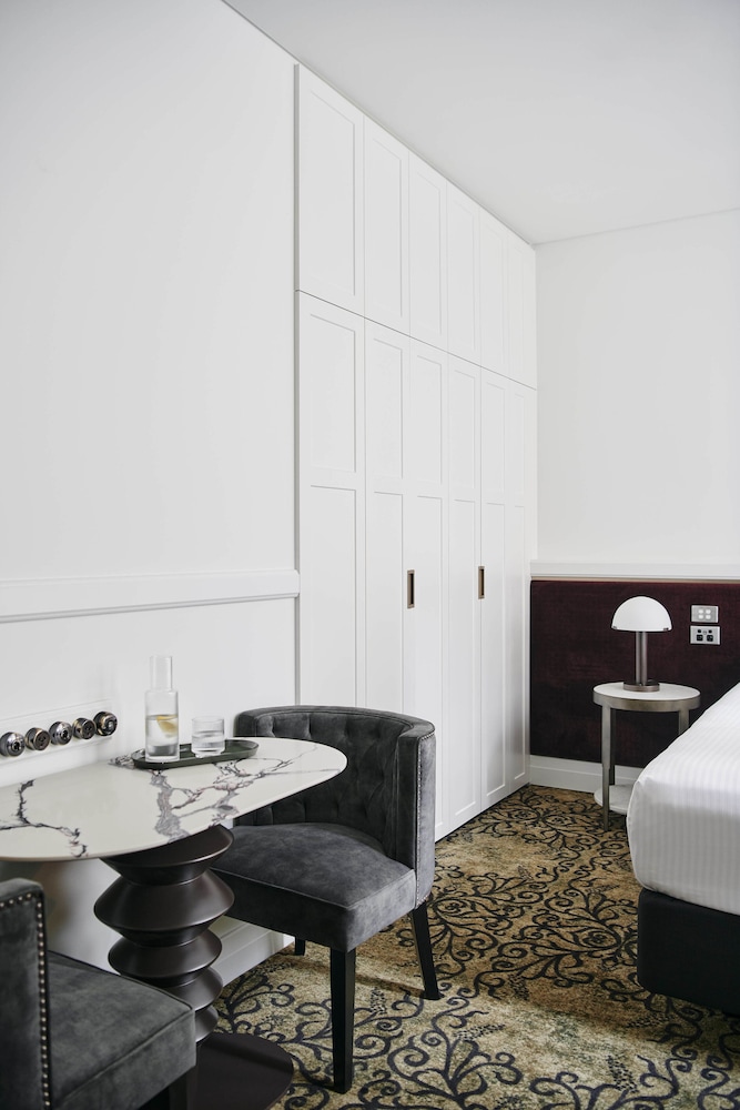 Rendezvous Hotel Melbourne 23/64