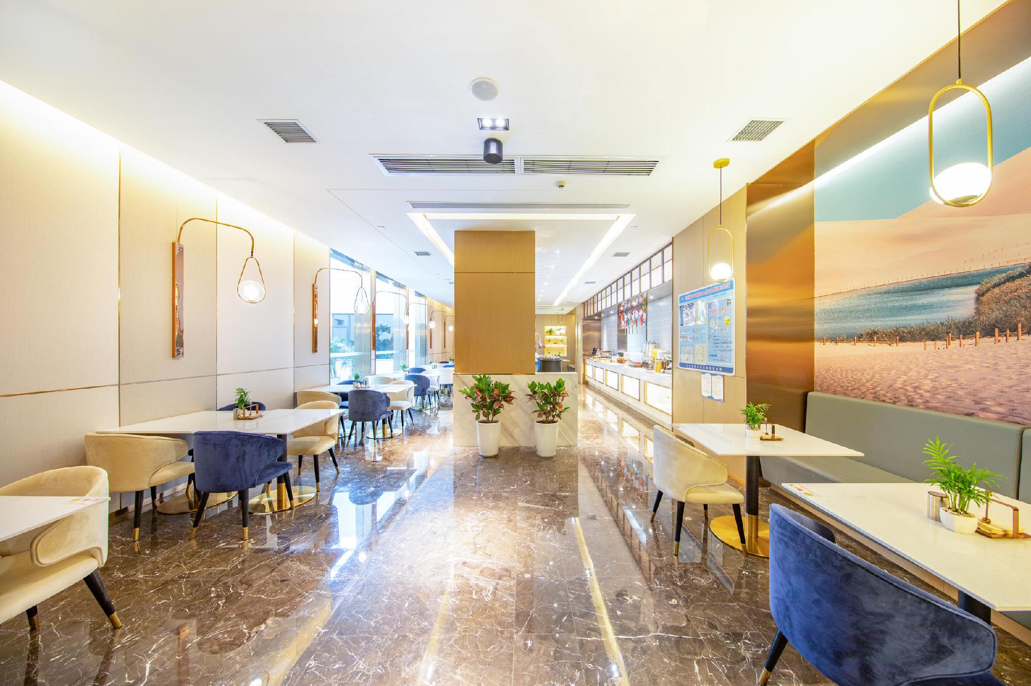Atour Hotel (Qilihe Bridge, Lanzhou High Speed Railway Station) 36/45
