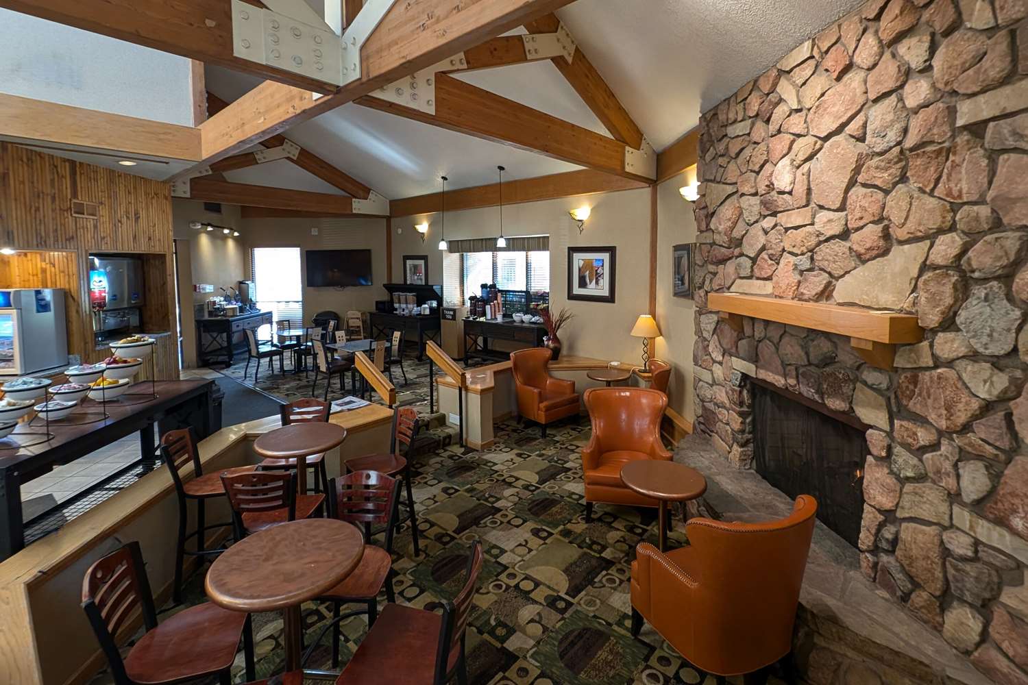 Comfort Inn Near Vail Beaver Creek 29/39
