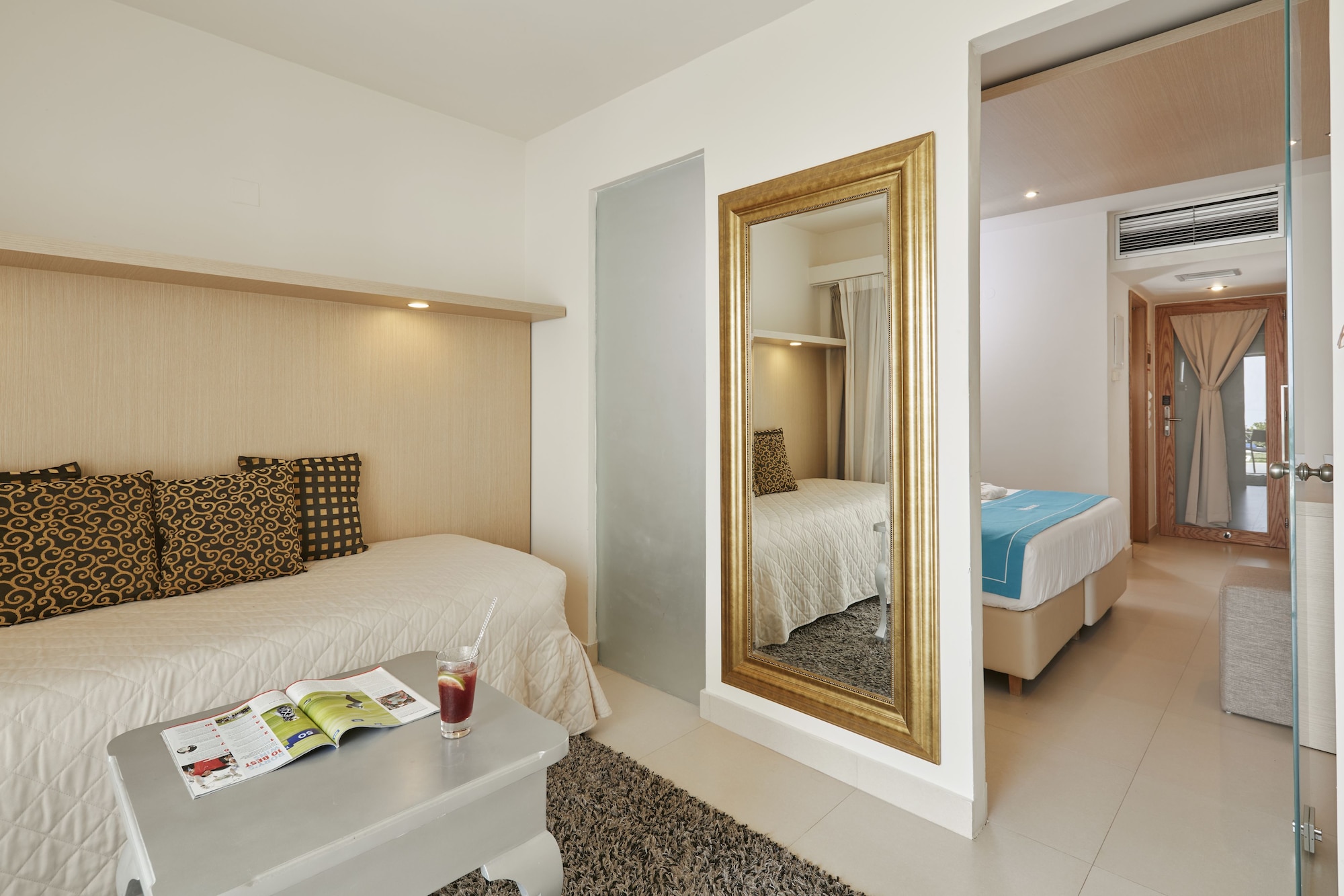 Casual, Junior, 3 Beds، The GDM Island Hotel - Adults Only 4/4