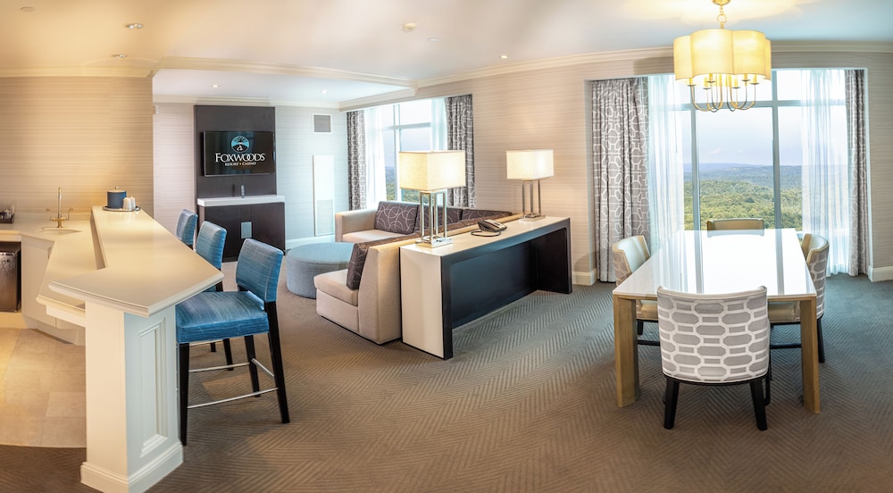 Grand Pequot Tower At Foxwoods 29/50