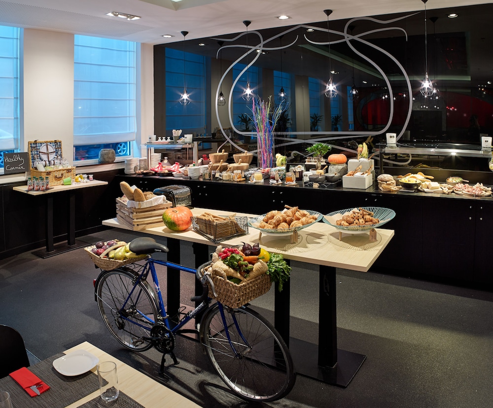 Park Inn by Radisson Brussels Midi 56/73