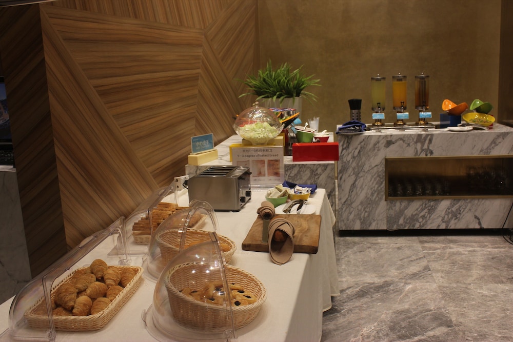 Skytel Hotel Chengdu 43/65