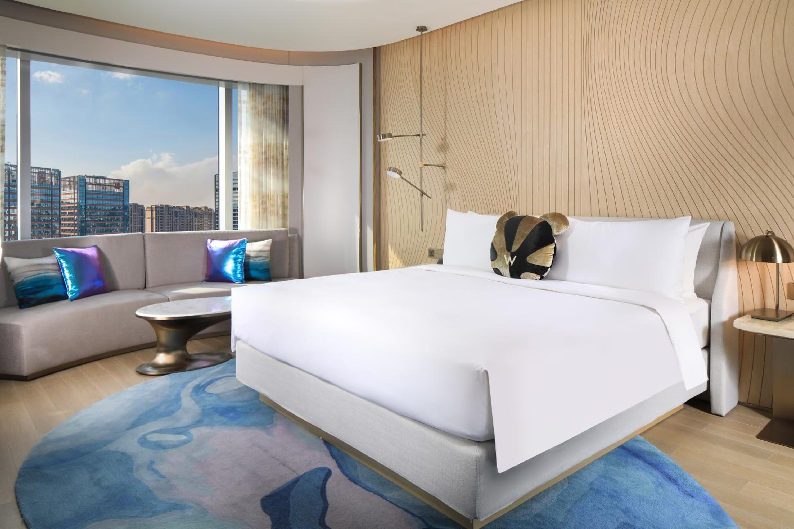 1 Bedroom, Wow, Suite, King Bed, Club Lounge Access