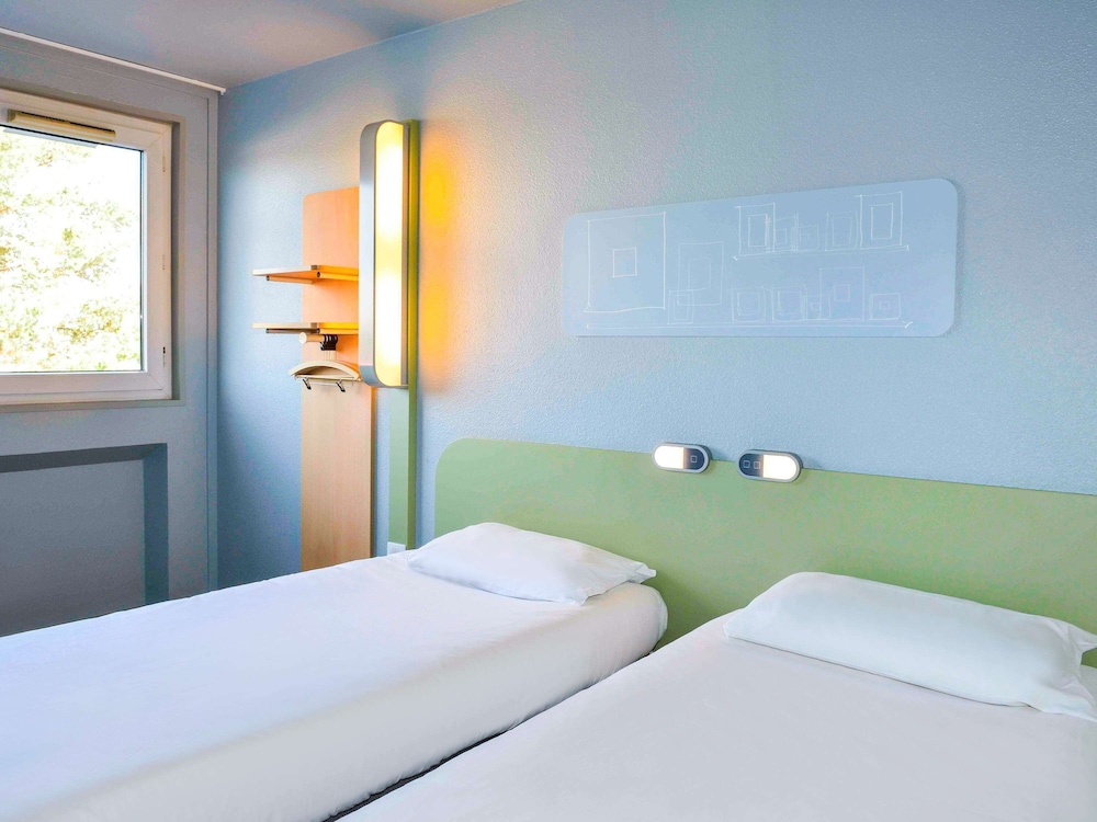 Ibis Budget Bordeaux Le Lac 24/52