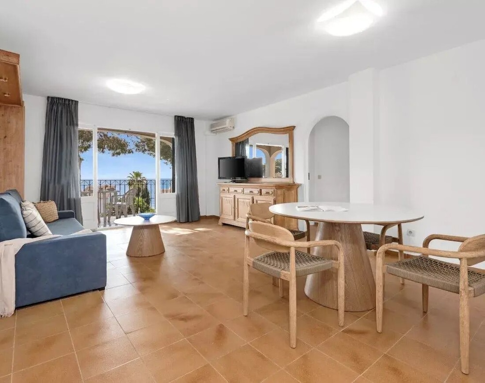 Ona Cala Pi Club 33/48