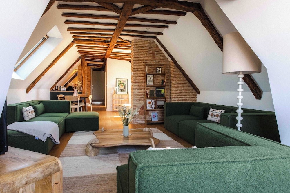 Hotel Du Mail 33/51