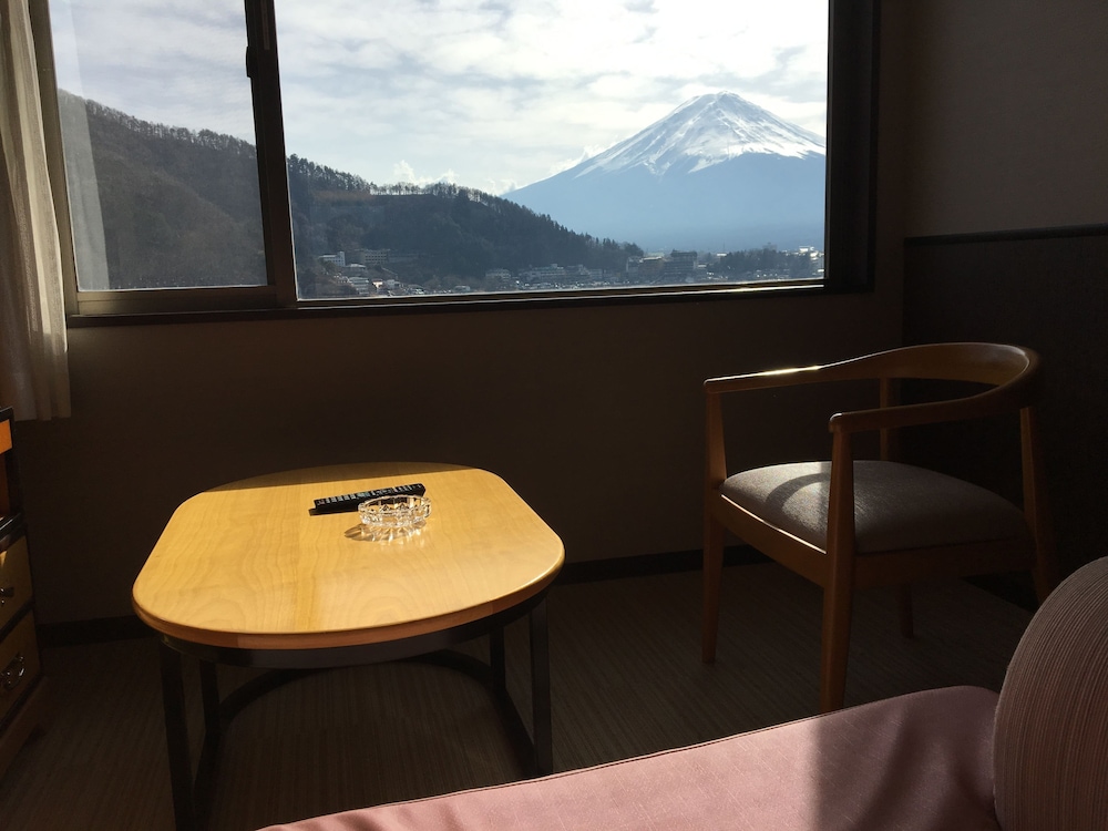 Tominoko Hotel 26/32