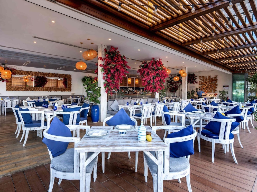 Rixos Premium Dubai 61/76