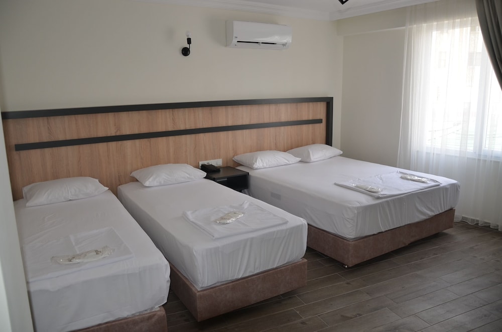 Piyes Otel 13/46