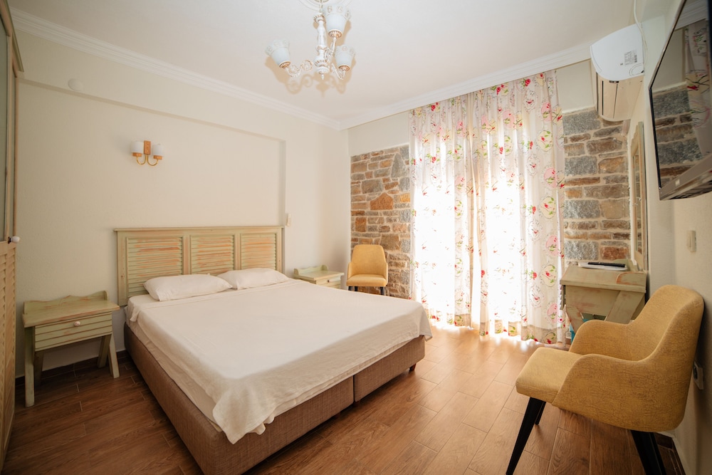 Gokceada Yakamoz Motel 17/50