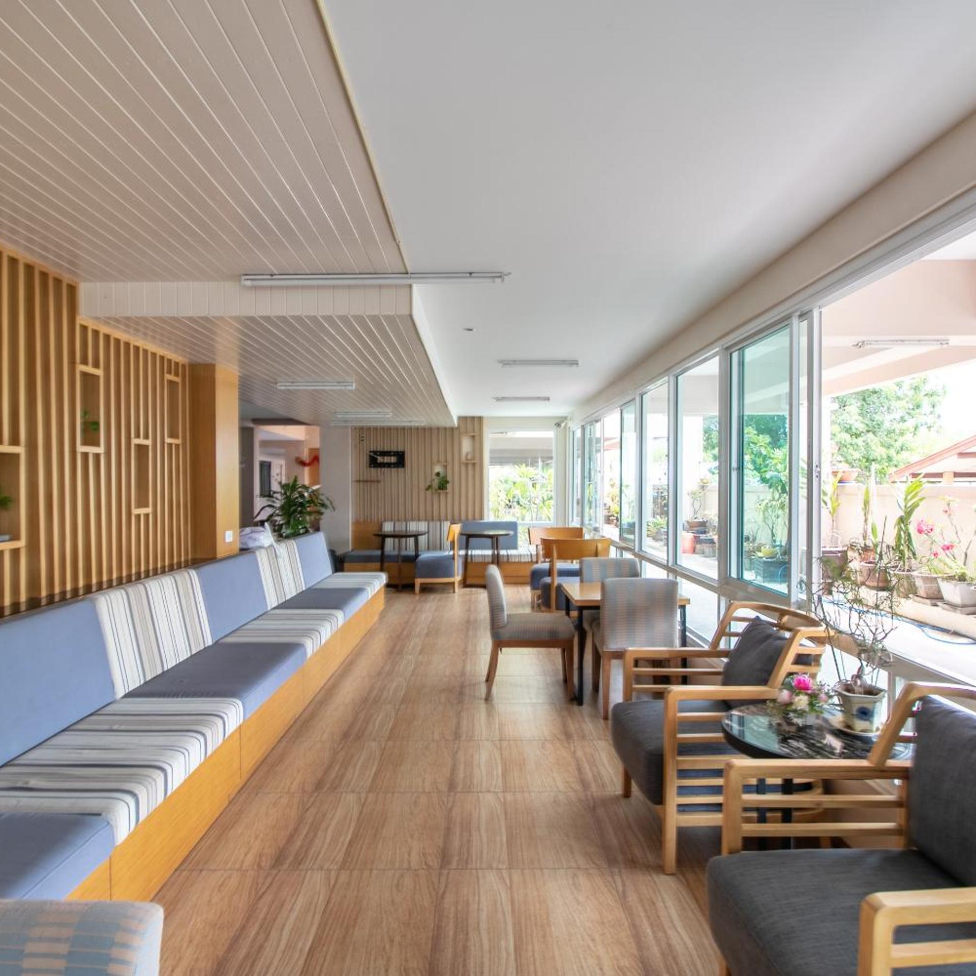 Goldenbeach Boutique Resort 45/68