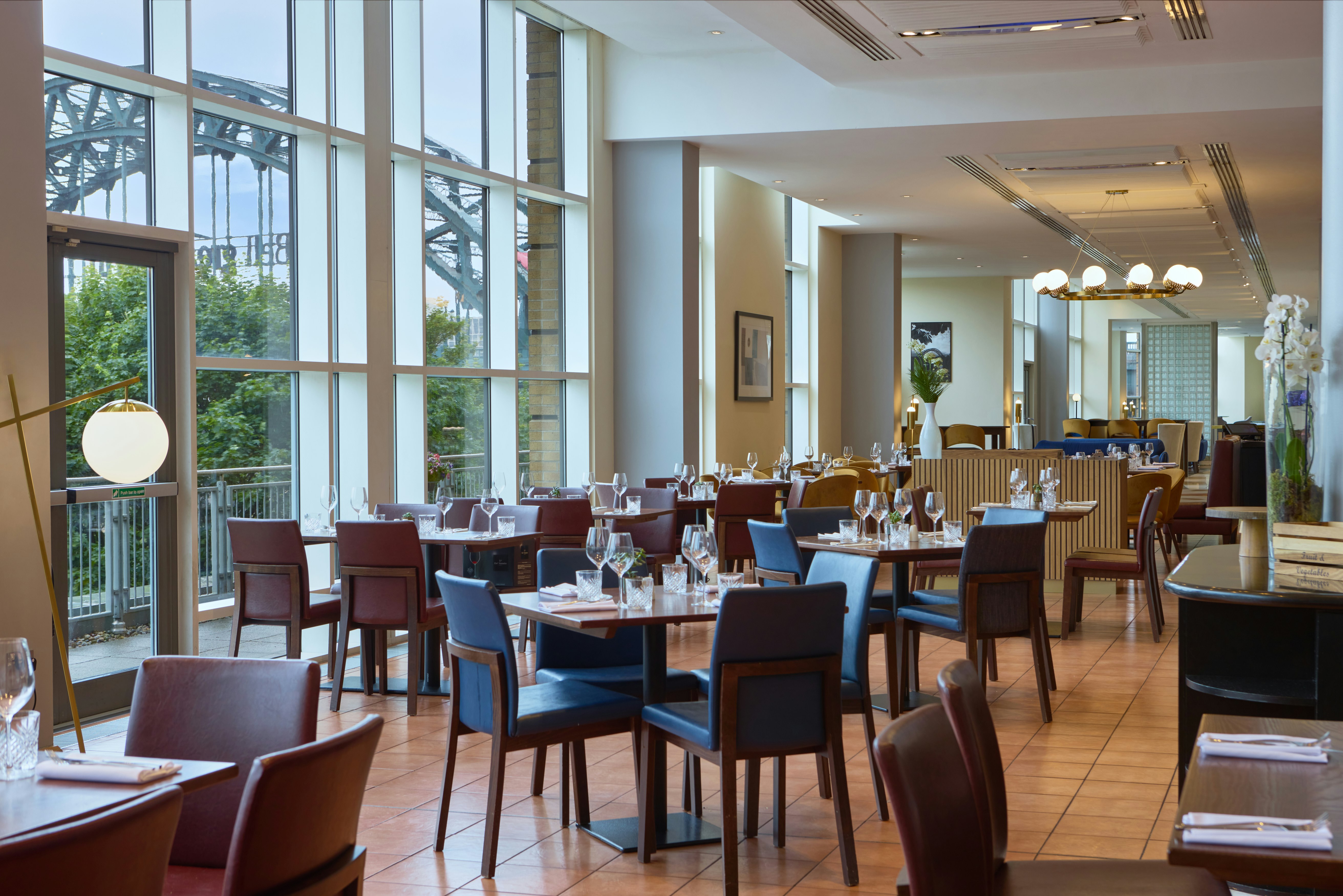 Hilton Newcastle Tyne Bridge 33/52