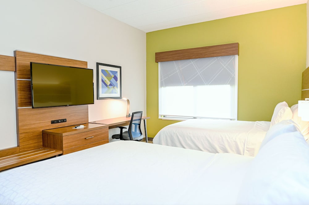 Holiday Inn Express Richmond Airport 13/60