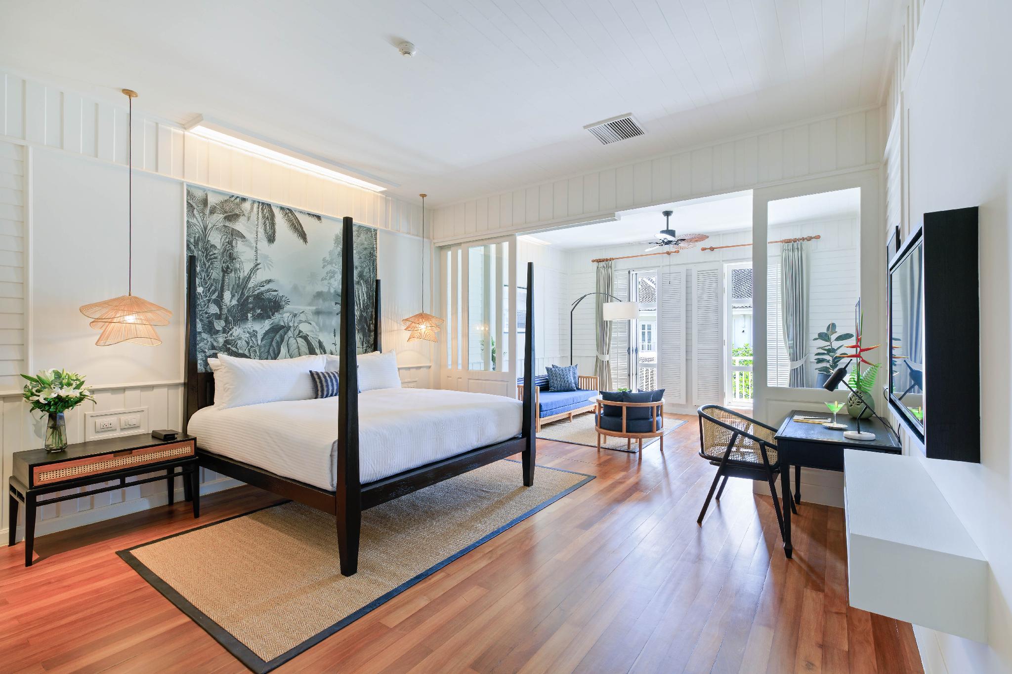 Club, Lamai, Suite, King Bed, Sofa