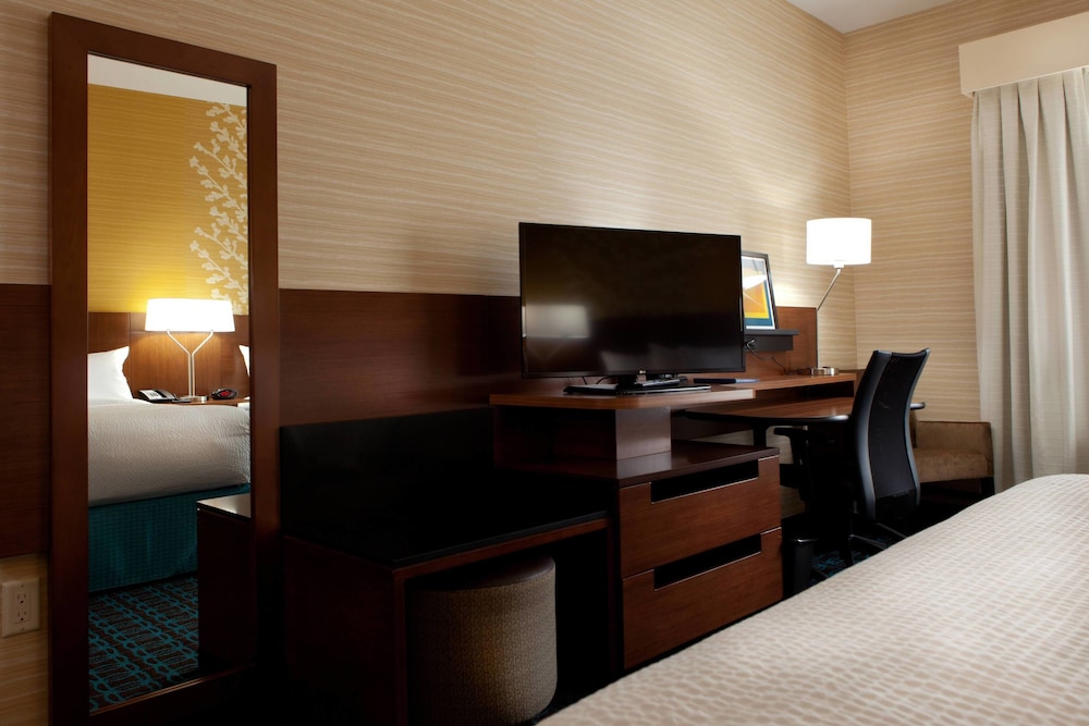 Fairfield Inn And Suites By Marriott Lethbridge 33/36