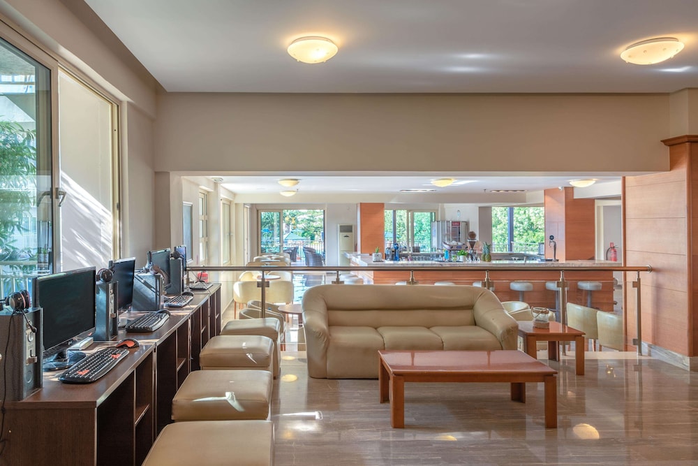 CHC Marilena Hotel 18/38