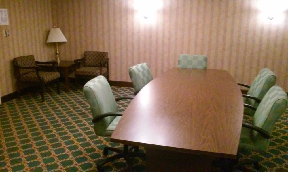 Imperial Swan Hotel Suites 34/38