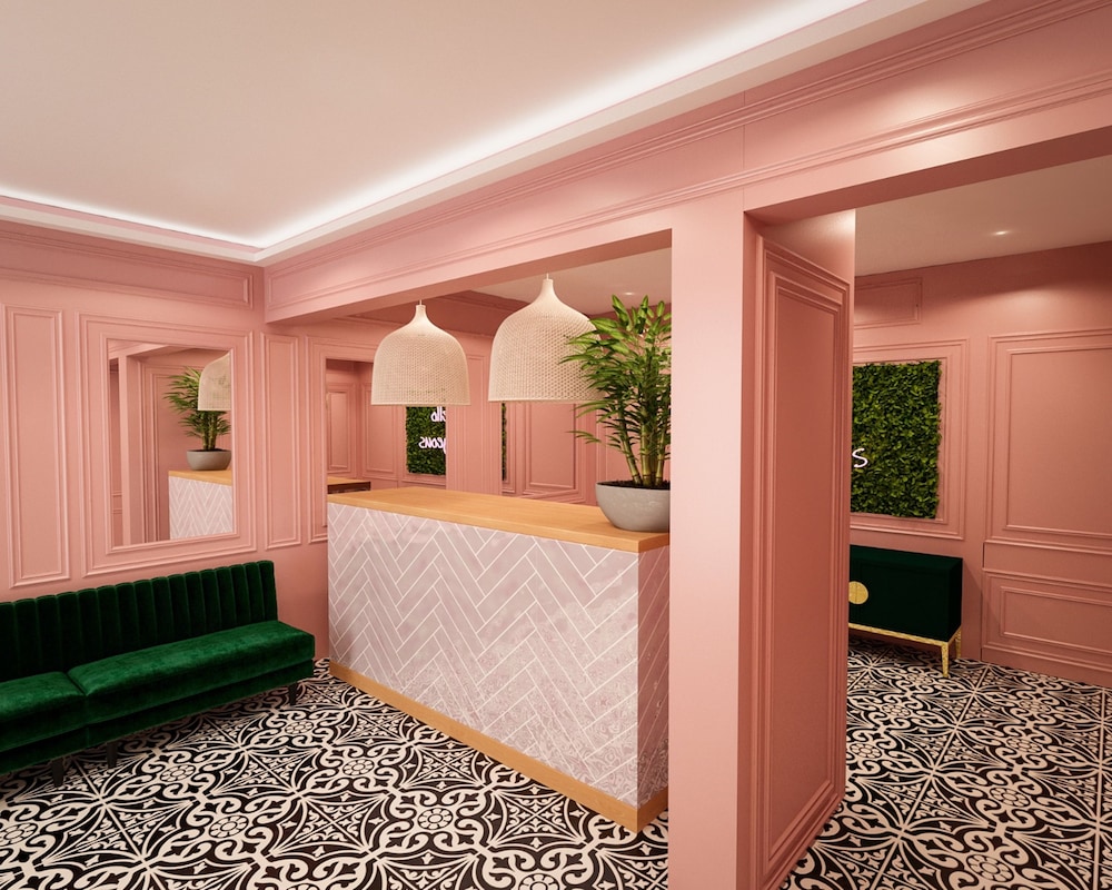 Anjeliq Downtown Hotel 18/70