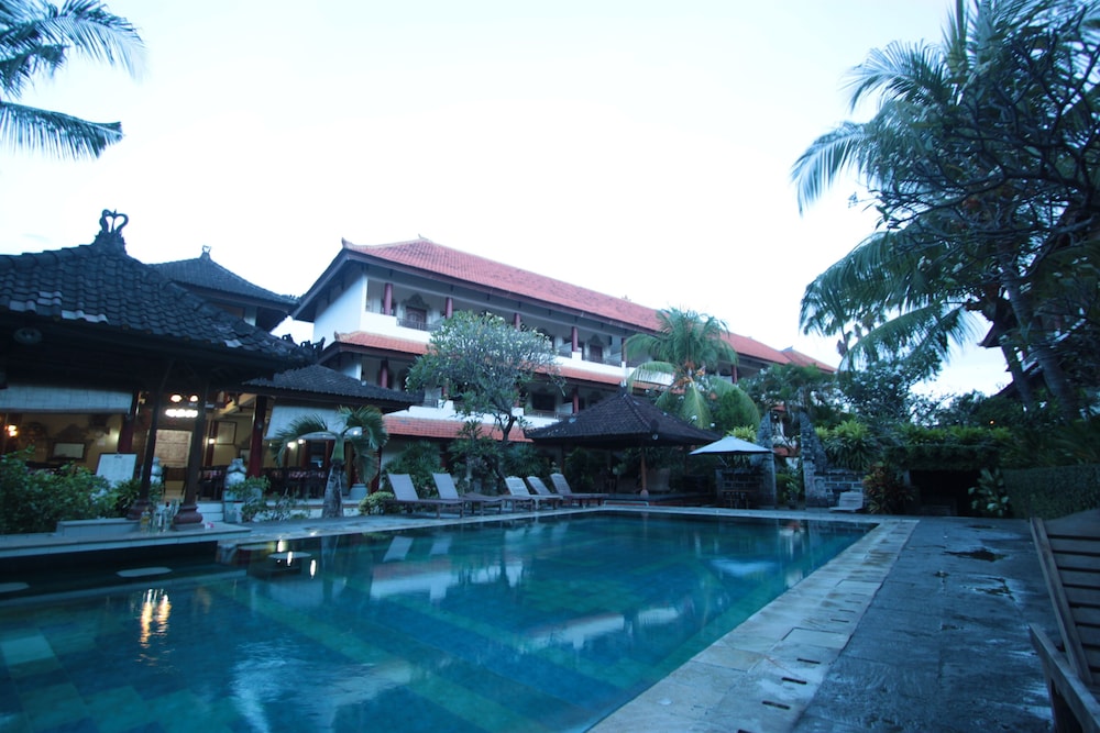 Bakung Sari Resort And Spa 2/41