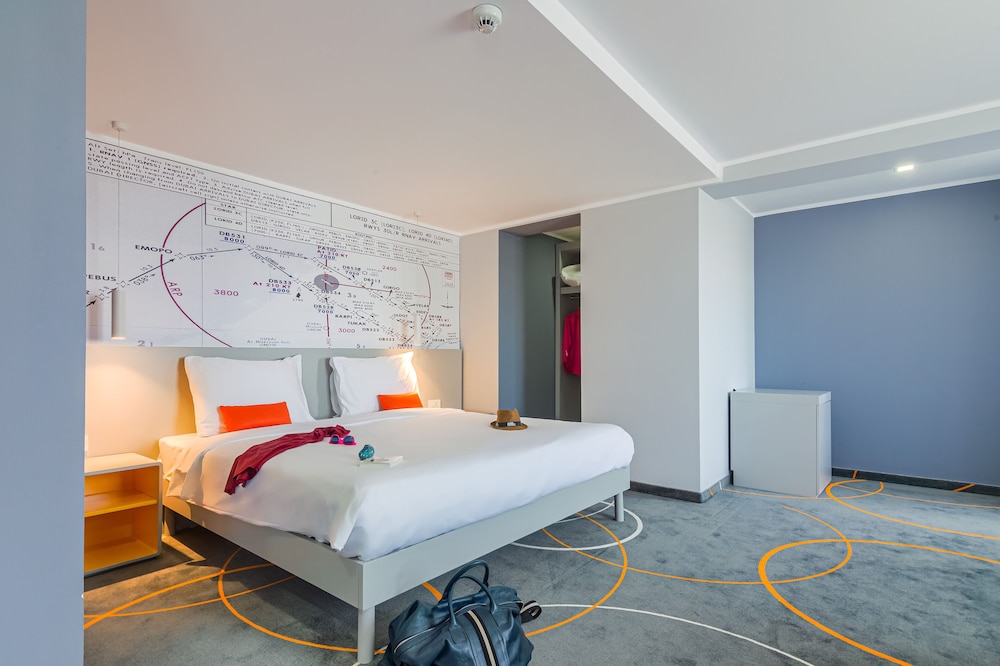 ibis Styles Bucharest Airport 21/54