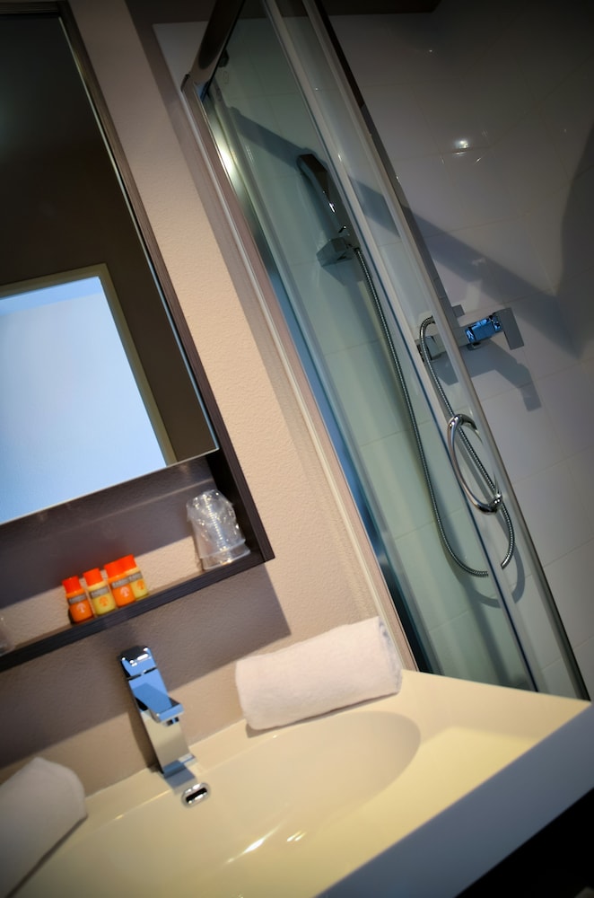 Adonis Hotel Bayonne 20/58
