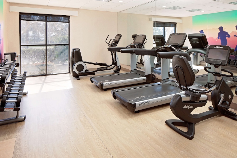 Hyatt Place Ontario/Rancho Cucamonga 16/33