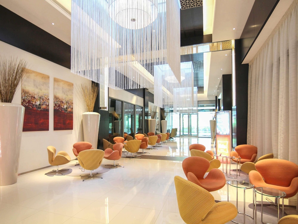 Ibis One Central 30/49