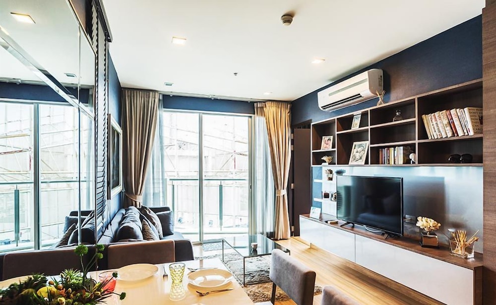 Sky Walk Residences (Ex. Bangkok Sky Walk) 37/73