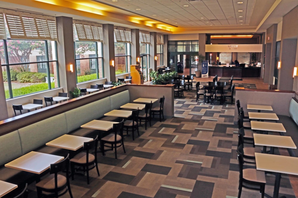 Sleep Inn Lake Wright Norfolk Airport 35/55