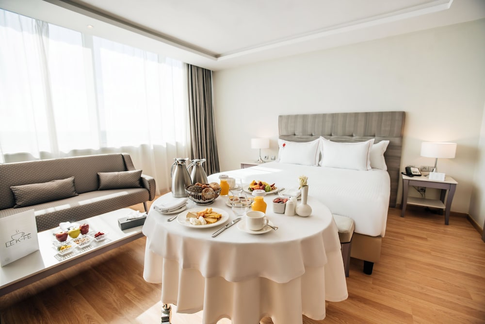 Mogador Marina Casablanca 56/72