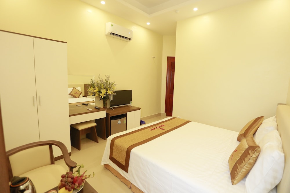 Anova 2 Hotel 25/33