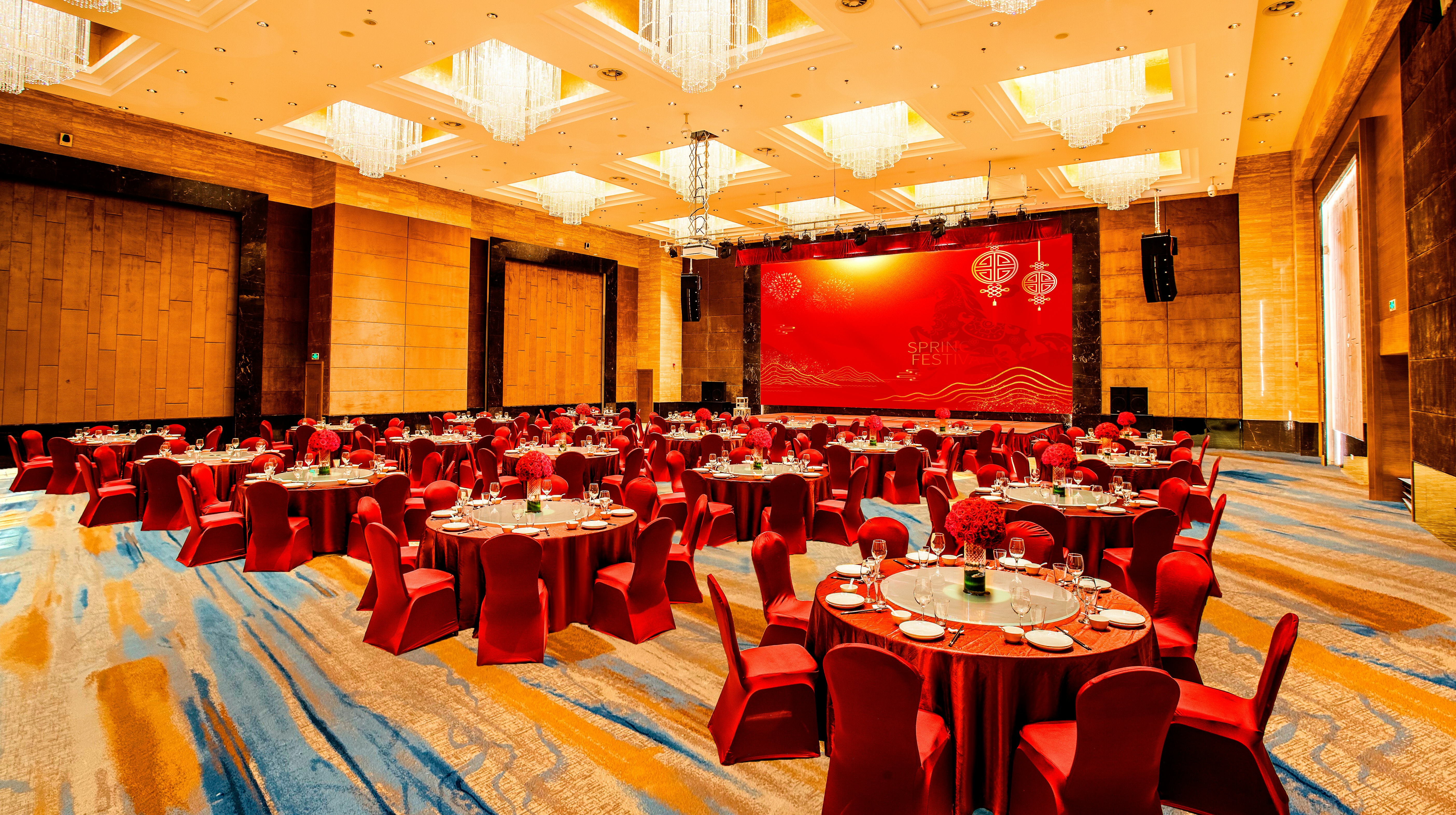 Holiday Inn Nanchang Riverside 40/50