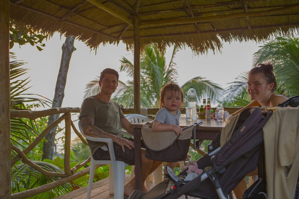 LANTA CORAL BEACH RESORT 7/50