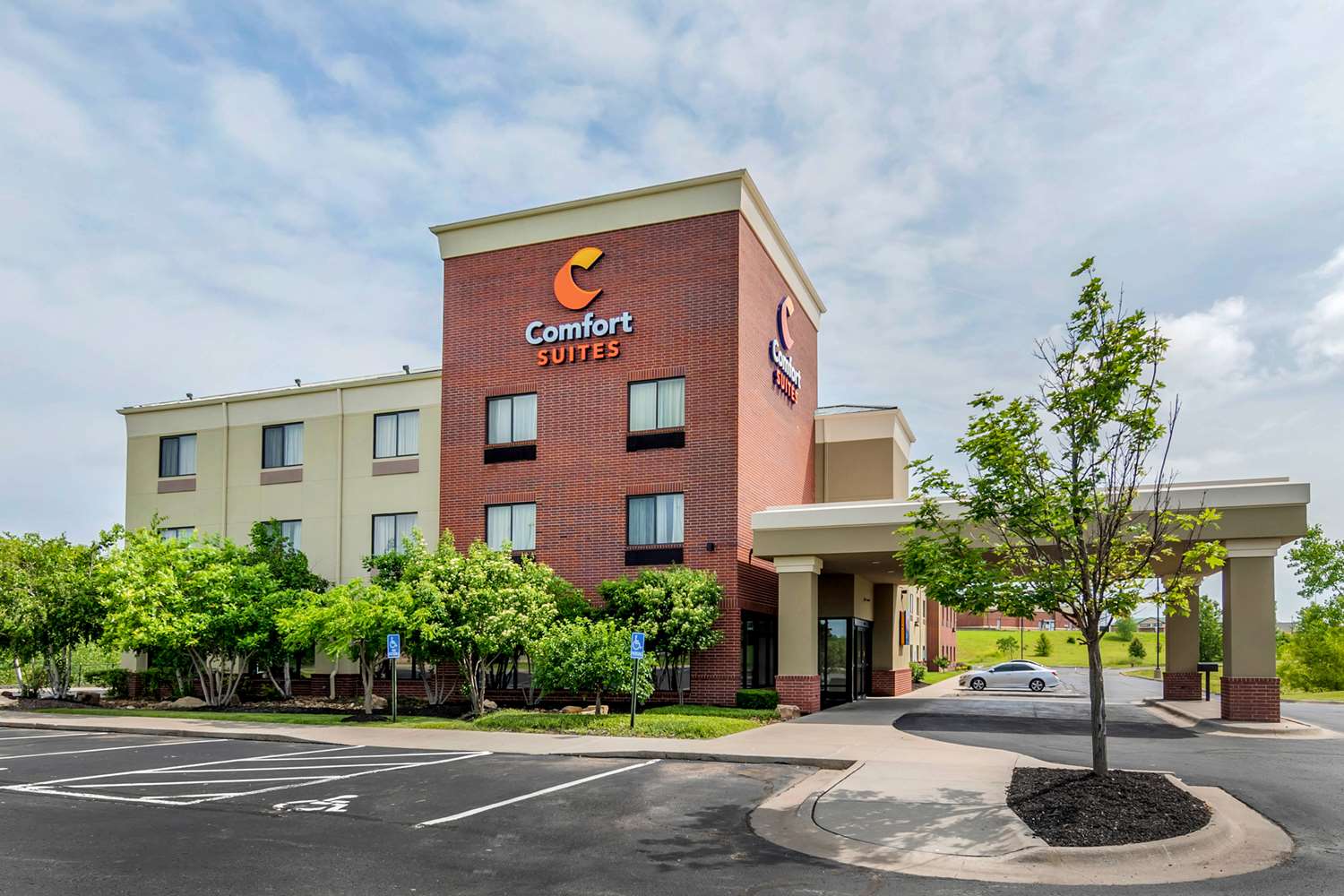 Comfort Suites Speedway - Kansas City 1/15