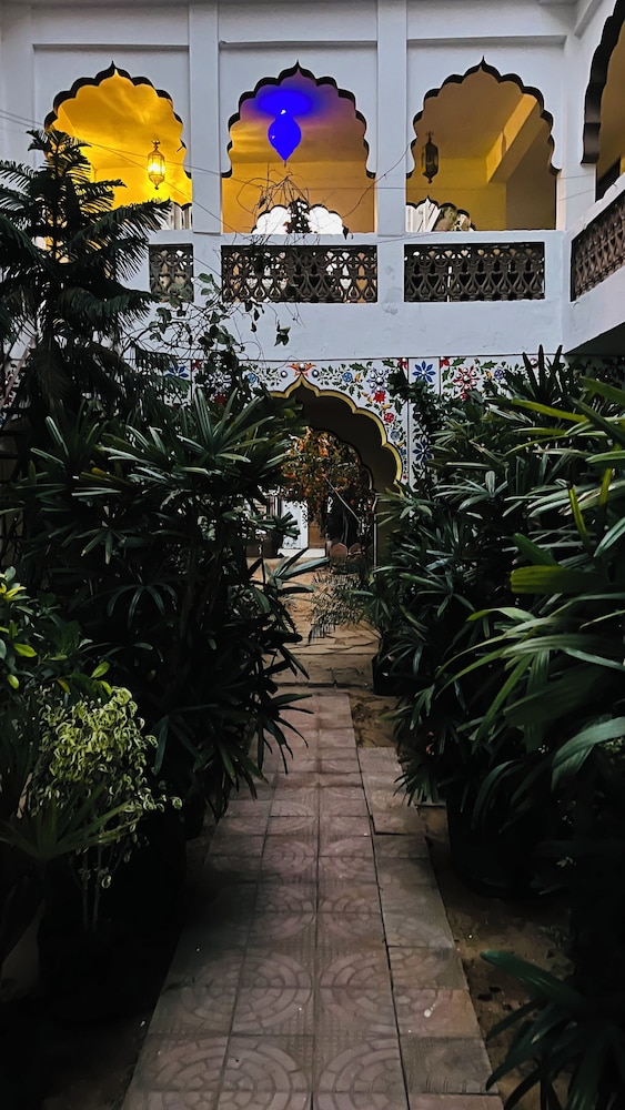 Hotel Radhika Palace Pushkar 39/41