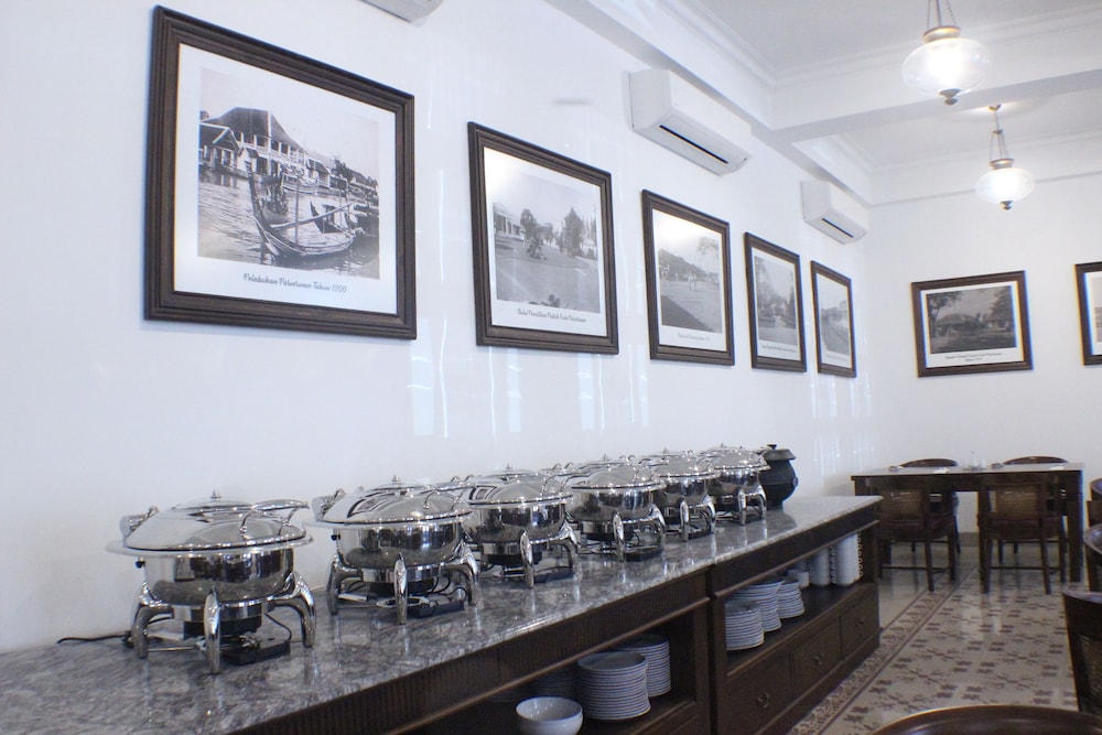 Daroessalam Hotel 26/49
