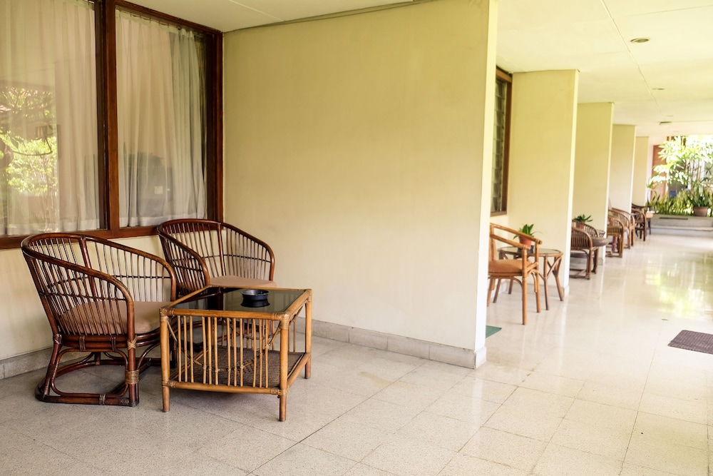 Hotel Bumi Asih 40/64