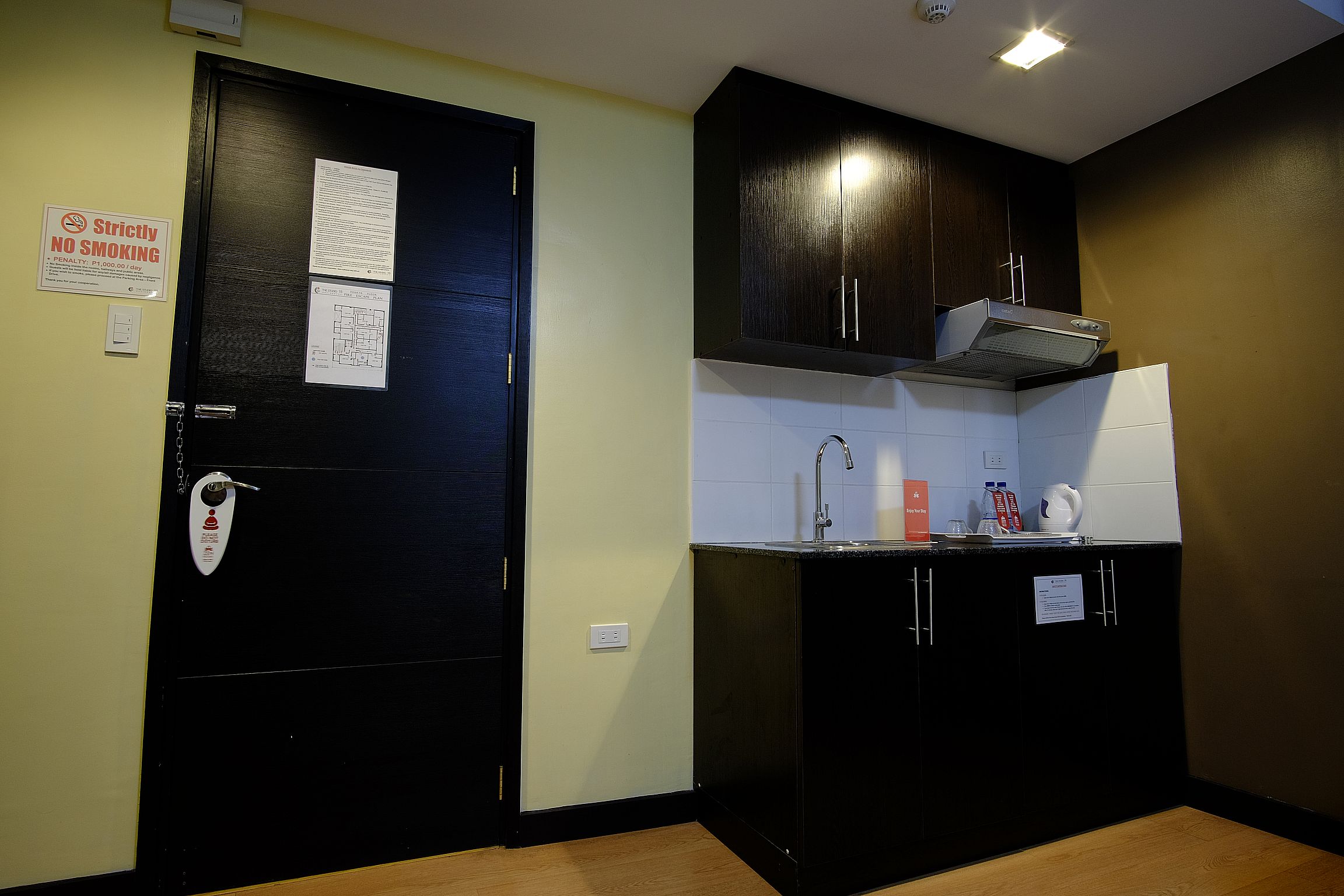 Zen Rooms Ortigas Estancia 1/15