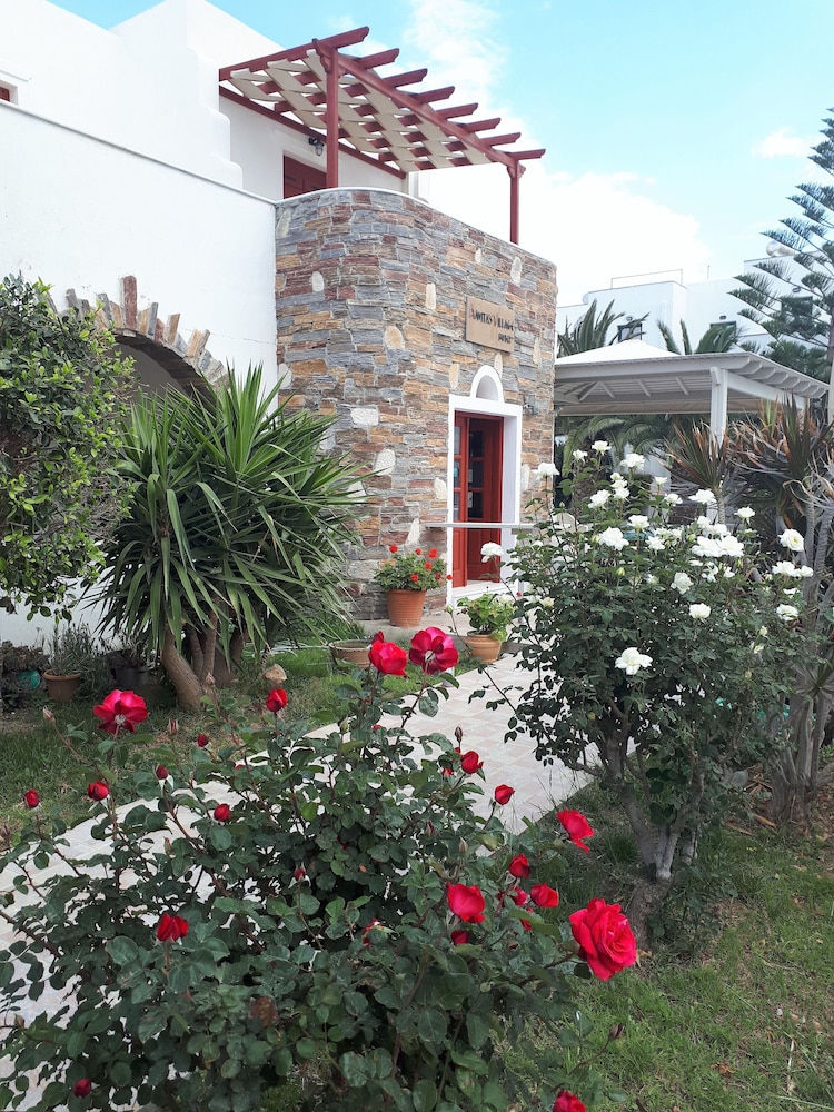 Annita S Village 11/68