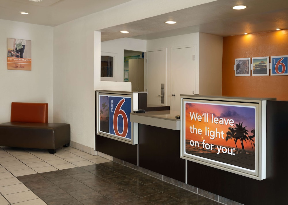 Motel6 San Simeon, CA - Hearst Castle Area 11/63