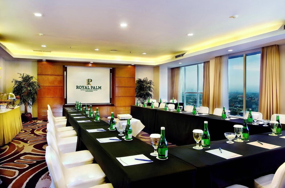 Royal Palm Hotel And Conference Center 49/58