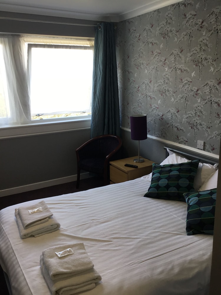 Northumberland Hotel 48/72