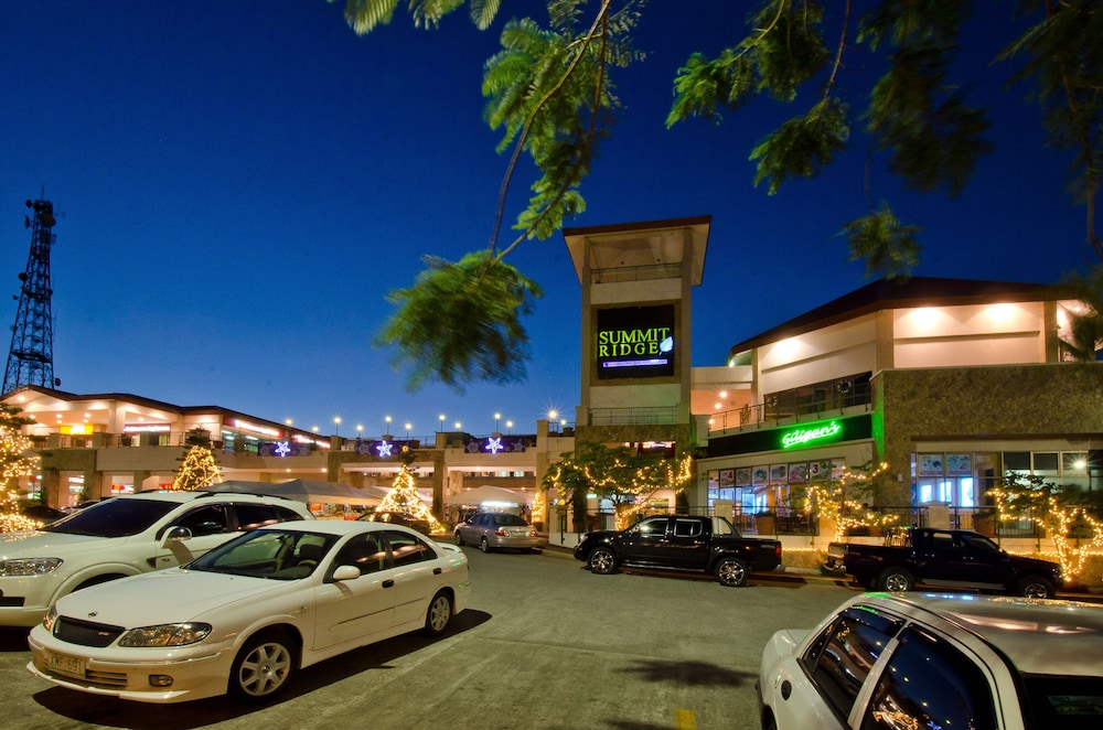 Summit Ridge Tagaytay 65/74