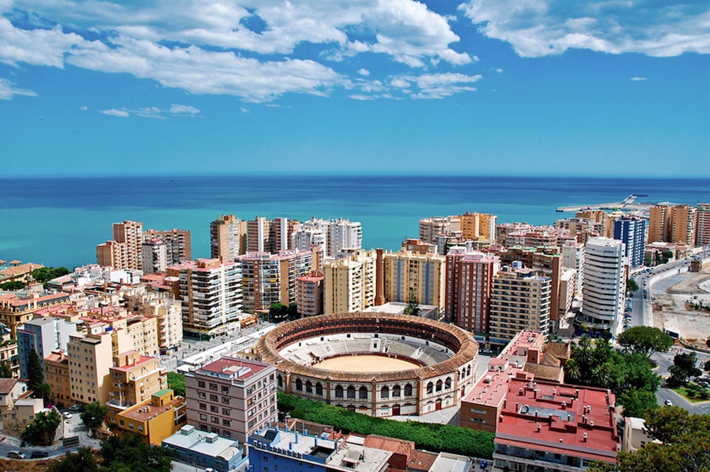 HOLIDAYS2MALAGA STUDIOS JUAN DE MENA 58/67