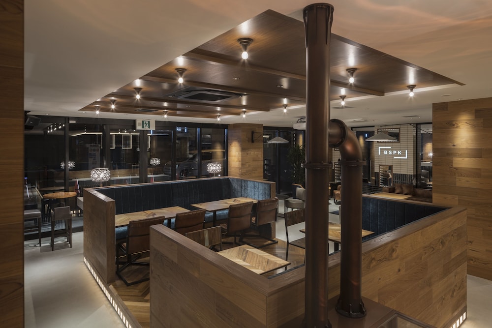 Bespoke Hotel Shinsaibashi 48/58